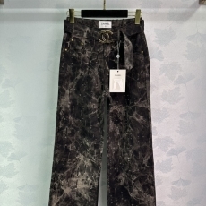 Chanel Jeans